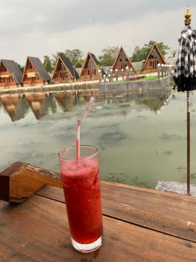 Resort & Resto Talaga Sundayana 梳邦再也 外观 照片